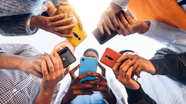 Social Media Addiction in Teens:  Warning Signs You Shouldn’t Ignore