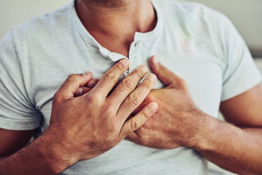 Early Warning Signs of Heart Disease in Men: A Comprehensive Guide Early Warning Signs of Heart Disease in Men: A Comprehensive Guide